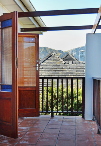 Others 5, Chesham House, Overberg