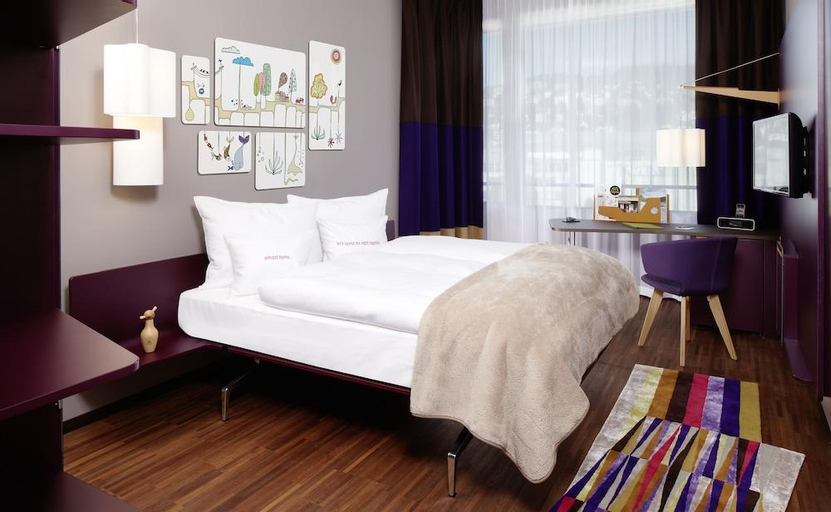 Bedroom 18