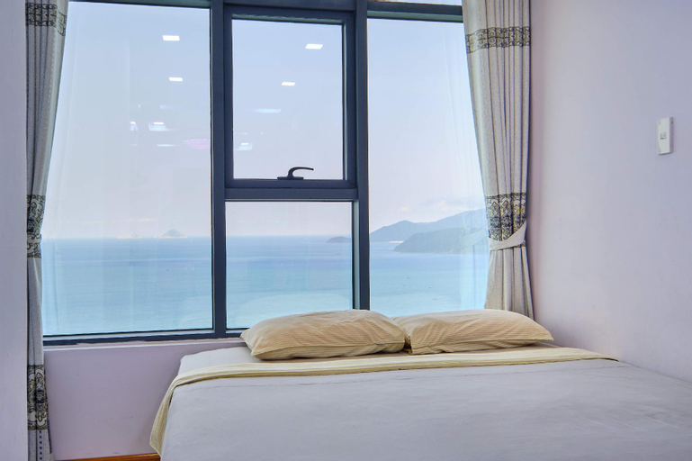 Bedroom 12