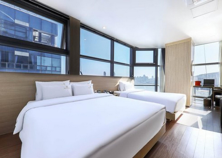 Bedroom 26