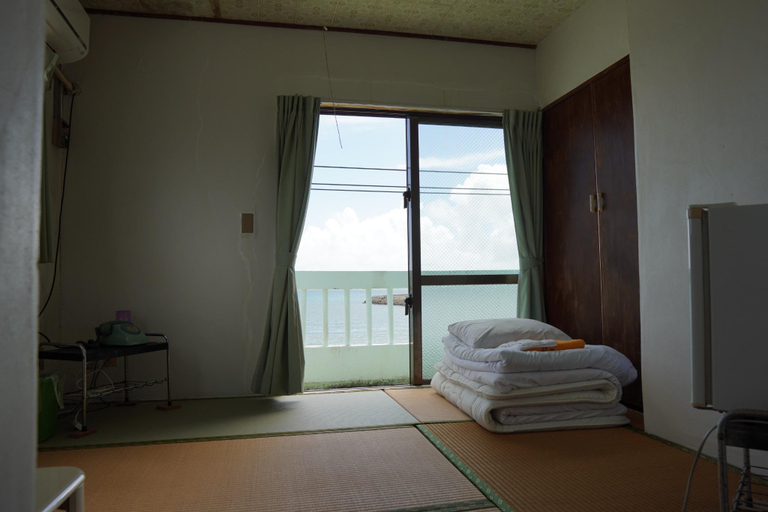 Bedroom 2, Hotel Shiosai, Uruma