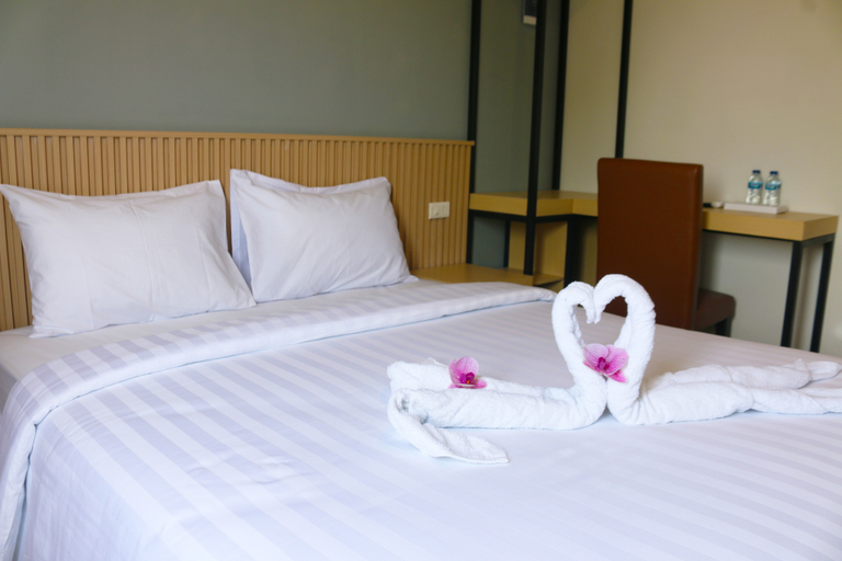 Bedroom 4, Upcity Hotel Simpang Lima By Sajiwa, Semarang