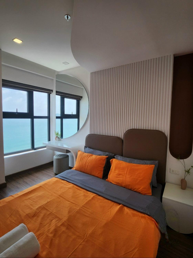 Bedroom 12