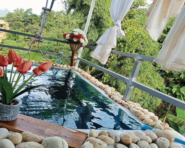 Swimming Pool 2