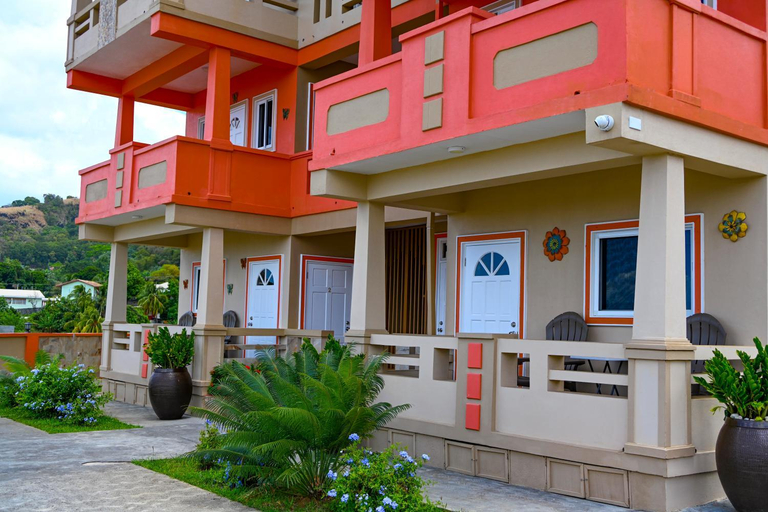 Exterior view 2, Royal Bliss Apartment Suites