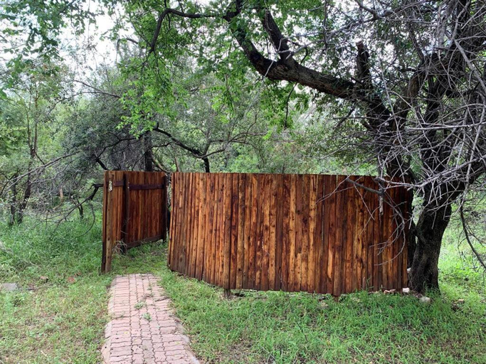 Others 3, Mabalingwe Elephant Lodge 256A, Waterberg