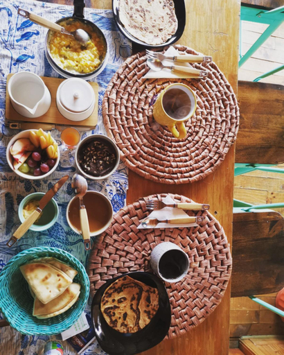 Food & Drinks 2, Hostal waiwen, Cardenal Caro