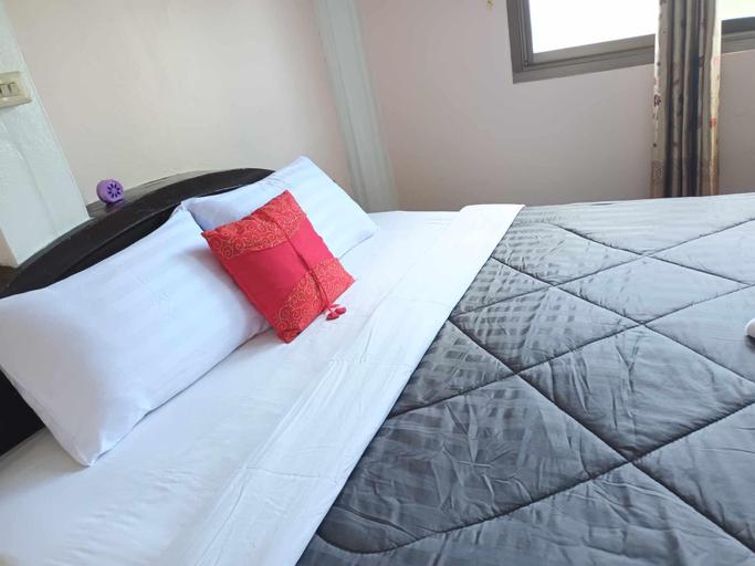 Bedroom 14