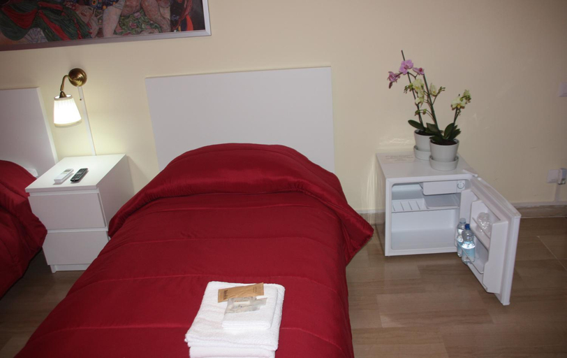 Others 4, B&B Pontepiccolo, Catanzaro