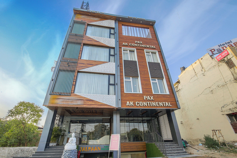 Pax Hotel AK Continental, Sahibzada Ajit Singh Nagar