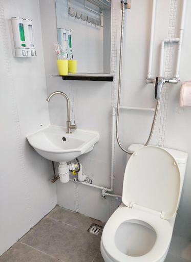 Bathroom 1