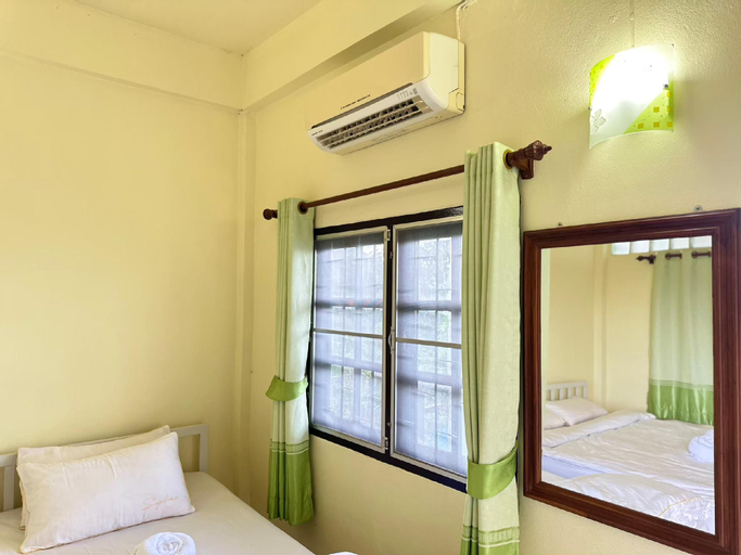 Bedroom 14