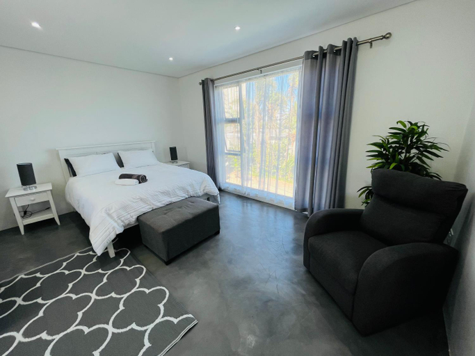 3, Sleepy Tides, City of Cape Town