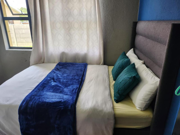 Others 3, Excel accommodation, City of Cape Town