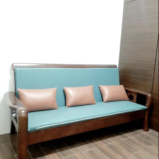 Others 4, Air Residence- Makati, Makati City