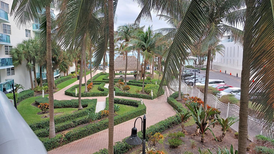 Others 5, The Tides Apartments on the beach, Broward