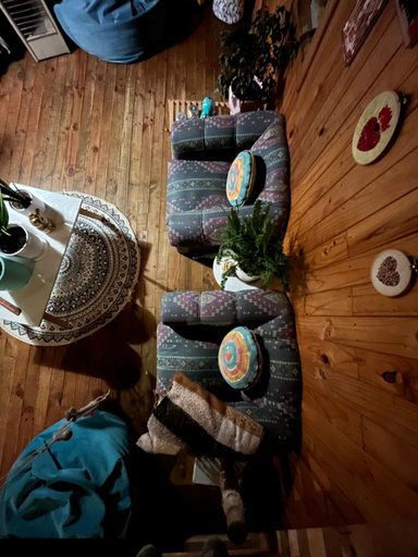 Others 5, Hostal waiwen, Cardenal Caro