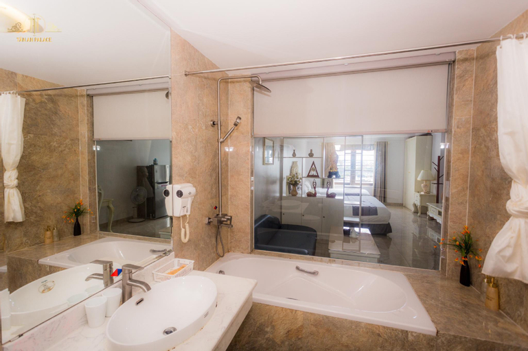 Bathroom 9