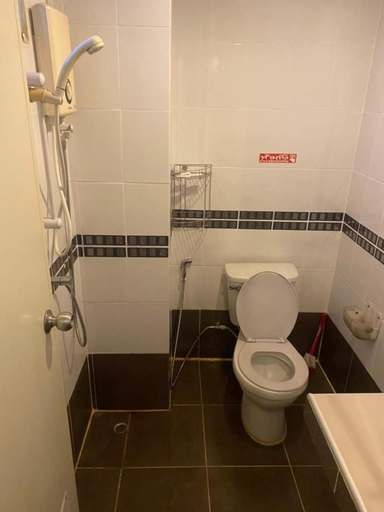 Bathroom, Jomtien Seaside Guesthouse, Pattaya
