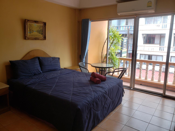 Bedroom 2, Everybody's Inn, Pattaya