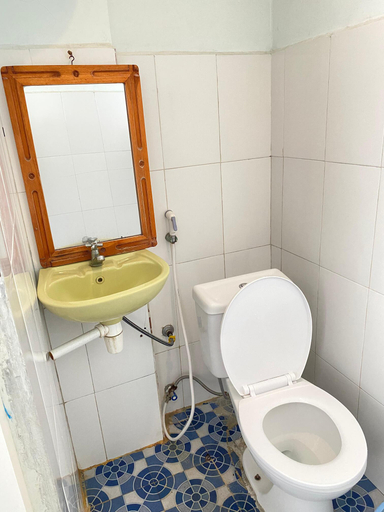 Bathroom 5, Hotel Mawar Labuan Bajo, West Manggarai