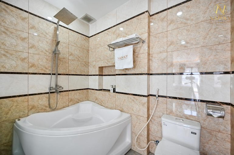 Bathroom 3, Napoly Hotel, Vũng Tàu