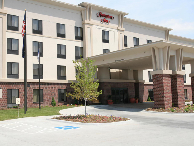 Exterior 22
