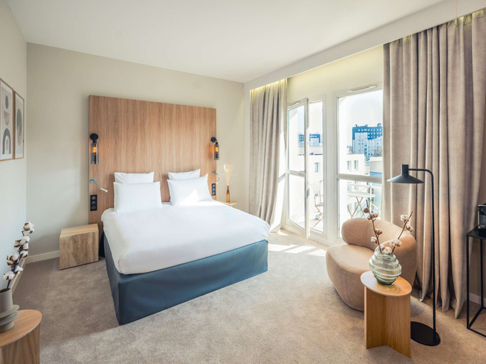 Bedroom 3, Mercure Troyes Centre Hotel, Aube
