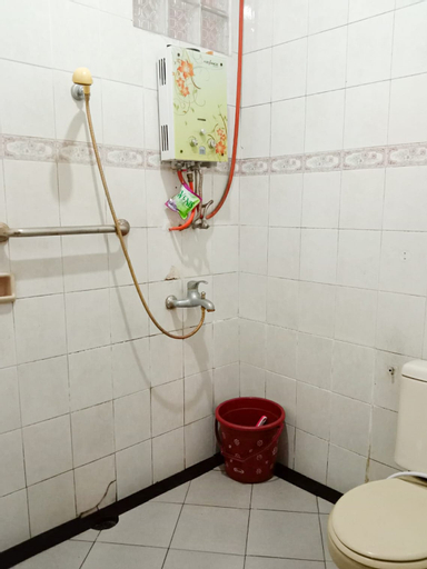 Bathroom 8