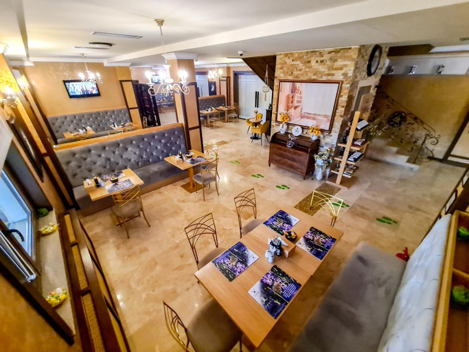 Food & Drinks 3, Hotel Yarus Plus, Ploiesti