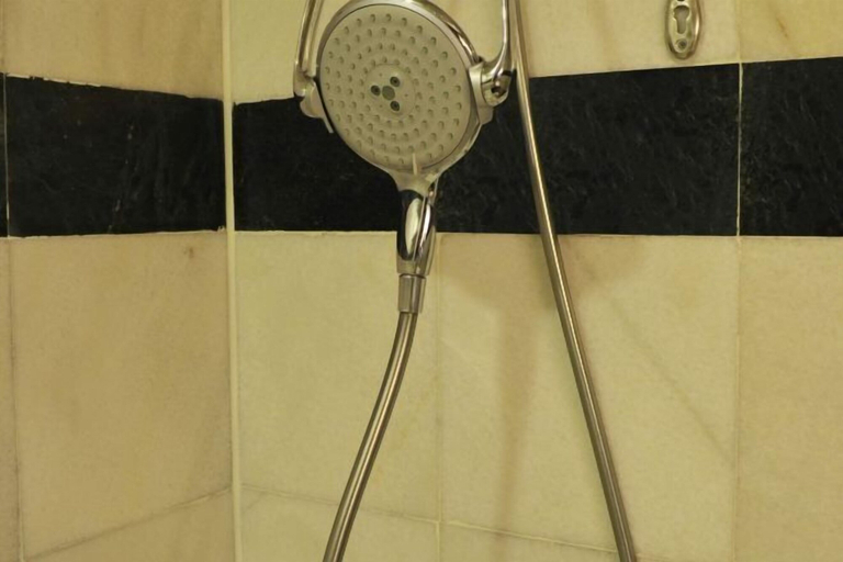 Bathroom 16