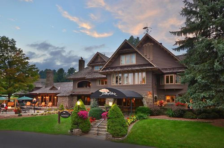 Chetola Resort Condominiums, Watauga