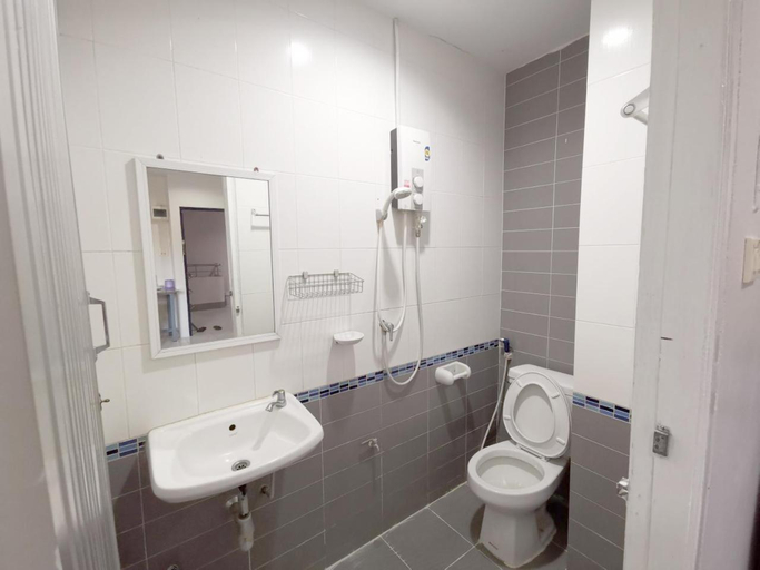 Bathroom 4, Ban Kaew Guesthouse Songkhla, Muang Songkhla