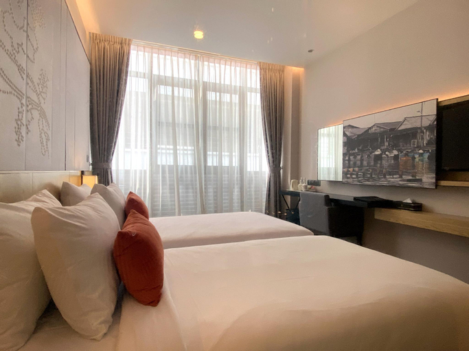 Bedroom 23