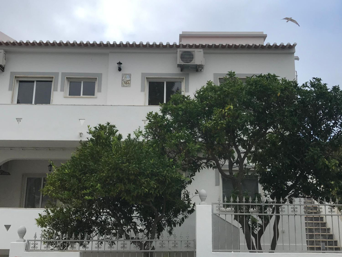 Others 5, Villa Maria Alvor, Portimão