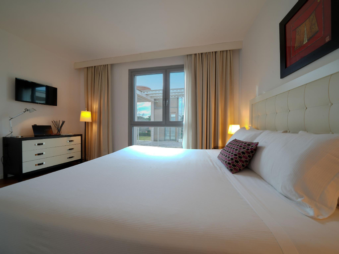 Bedroom 13