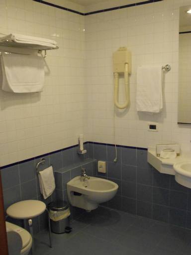 Bathroom 8