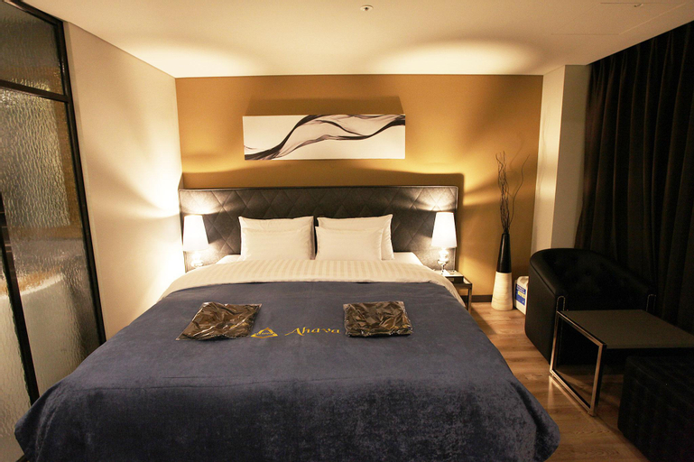 Bedroom 11