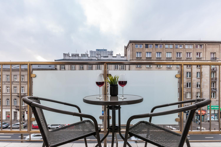 Others 2, Apartments Madelaine Warsaw by Noclegi Renters, Warsaw