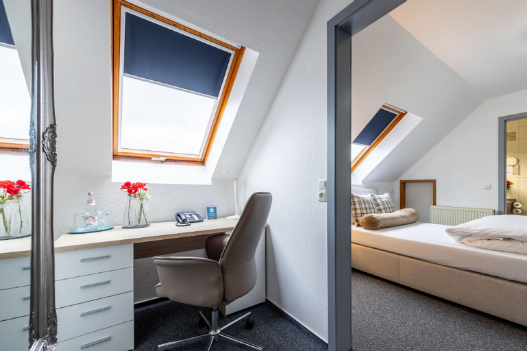 Bedroom 8
