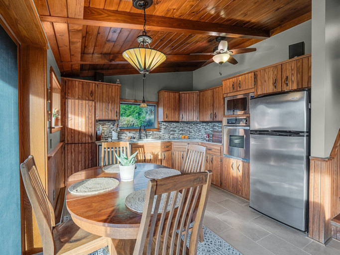 Dining Room 21