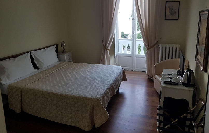 Bedroom 10