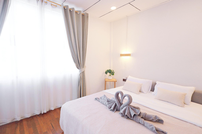 Bedroom 12