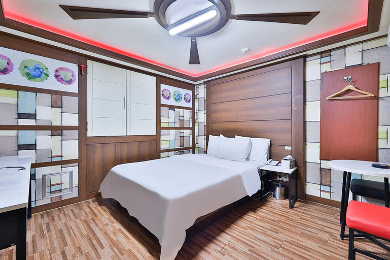 Bedroom 9