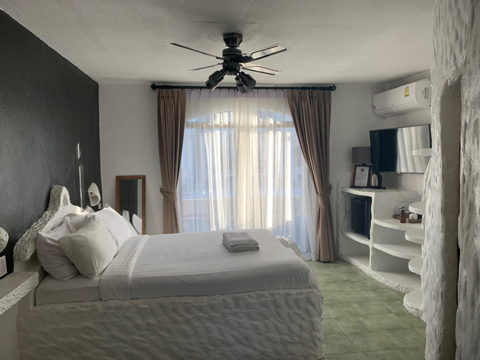 Bedroom 18