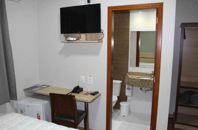 Bedroom 5, Blu Terrace Hotel, Blumenau