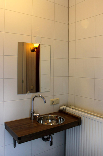Others 5, B&B "de Wingerd", Hardenberg
