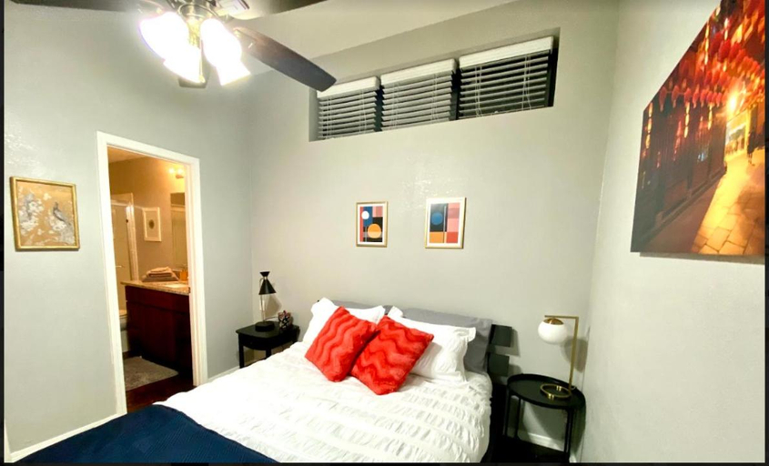 Others 4, Private Bedroom Suite - Communal House near Integris, Oklahoma