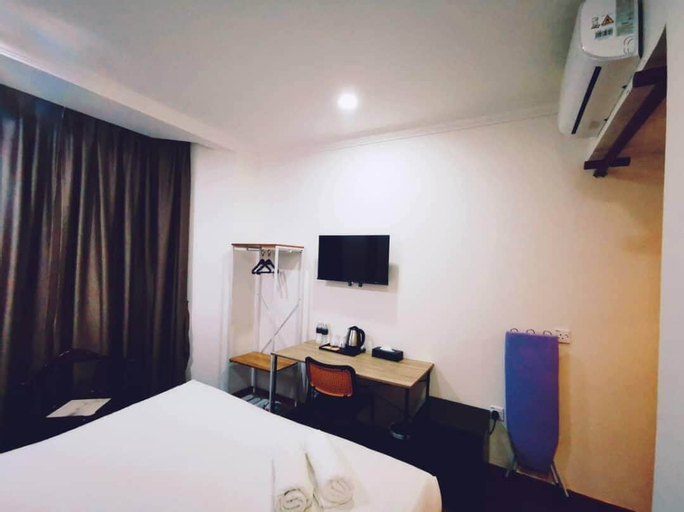 Bedroom 1000000