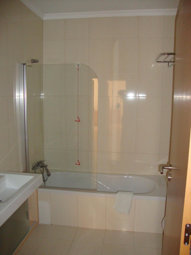 Bathroom 2, Mantamar Apartamentos, Vila Real de Santo António